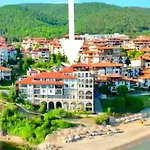 Pecani Perla Del Mar - Coastal Art Apartment *