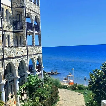 Pecani Perla Del Mar - Coastal Art * スヴェティ・ヴラス