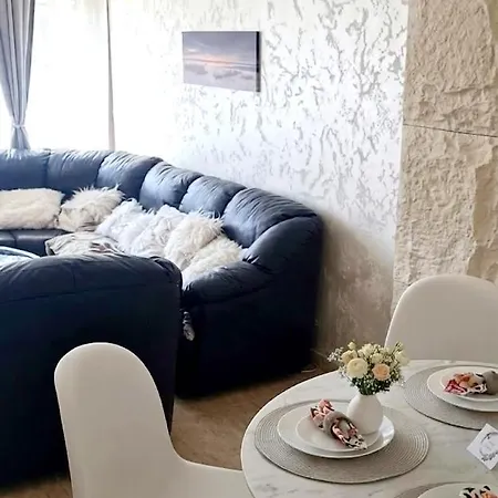 Pecani Perla Del Mar - Coastal Art Residence, Marina Dinevi Etara 1 아파트