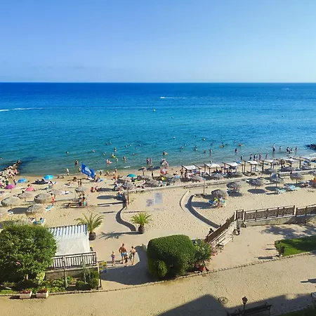 아파트 Pecani Perla Del Mar - Coastal Art Residence, Marina Dinevi Etara 1 스베티 블라스