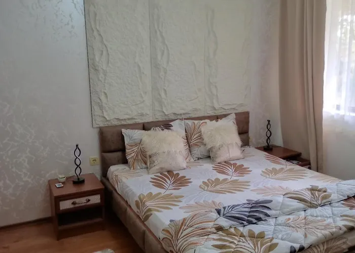 Pecani Perla Del Mar - Coastal Art *