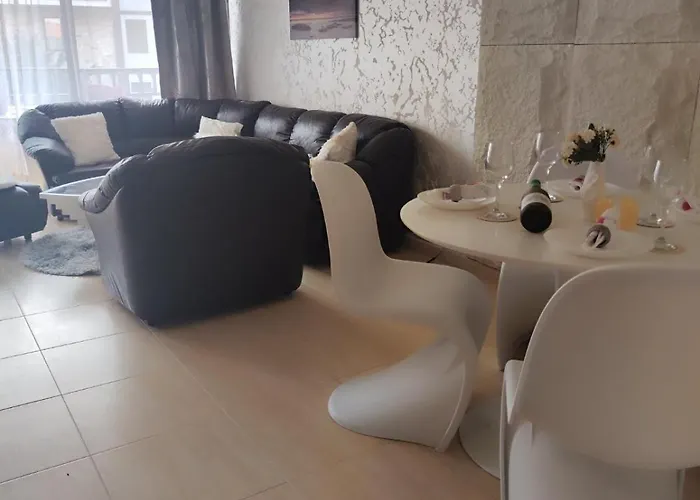 Pecani Perla Del Mar - Coastal Art